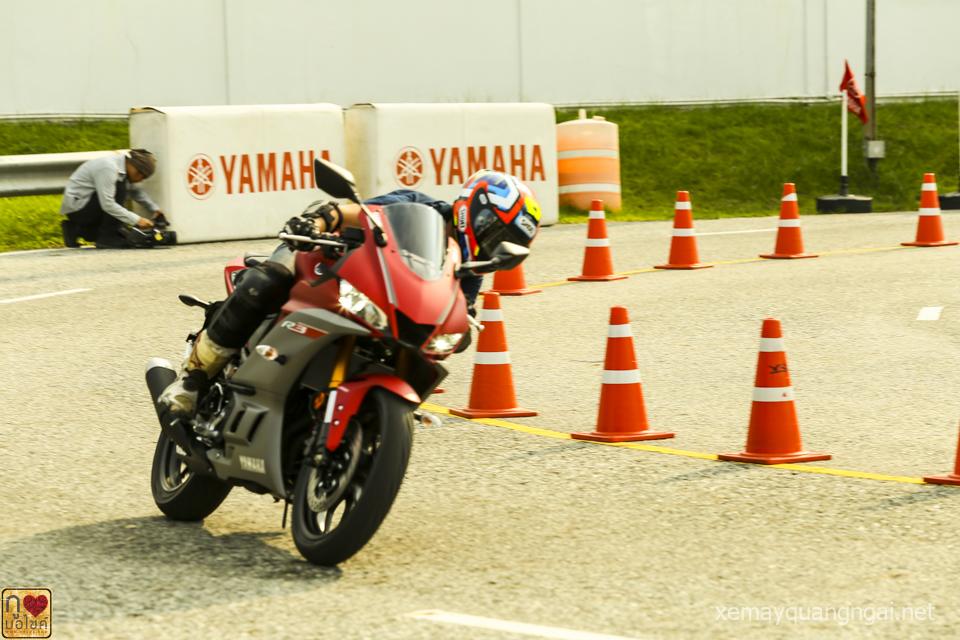 7 Ưu điểm để bạn lựa chọn dòng xe thể thao Yamaha YZF-R3