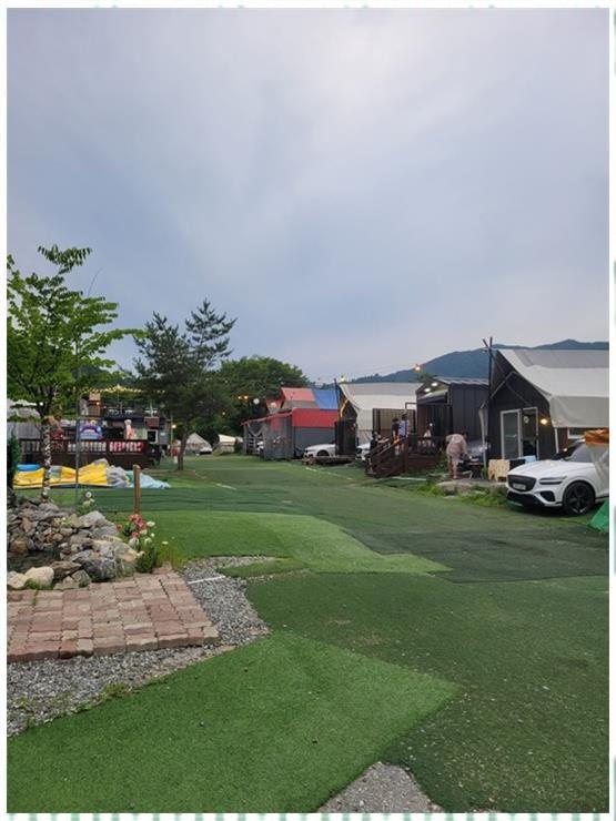하늘아래 사진