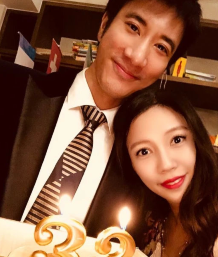 王力宏被傳婚變，被曝與嬌妻2年無互動，經紀人迴應：有互相點贊