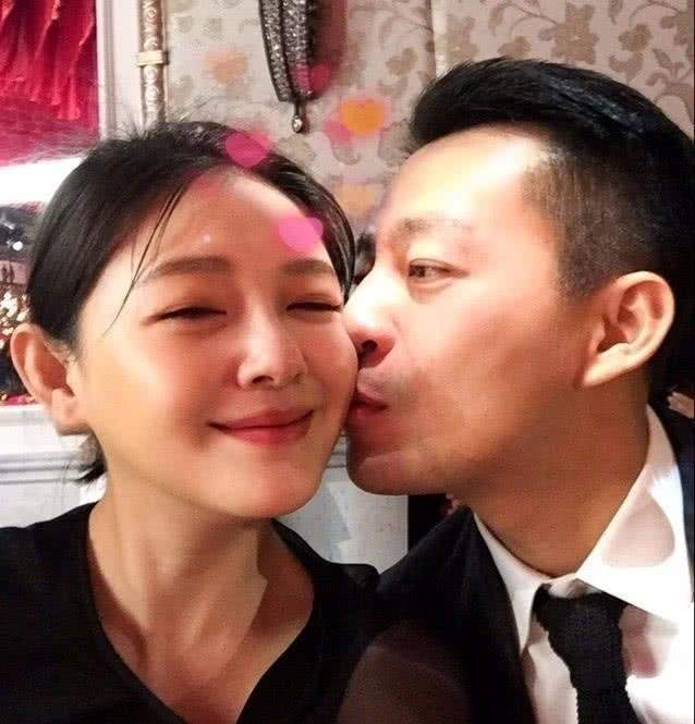 大S媽媽透露大S在家帶孩子壓力大，汪小菲近期將赴臺挽救婚姻