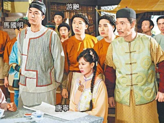 TVB配角工作21年，月薪1萬港幣比保安還低，為養活家人轉行