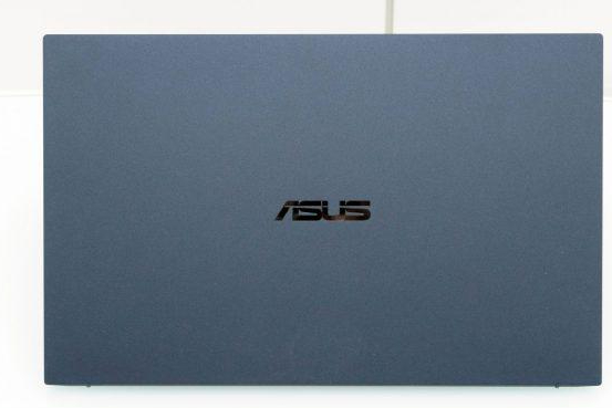 開箱評測ASUS ExpertBook B9筆記本：搭載16G記憶體，14寸IPS螢幕