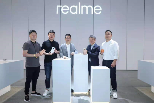 realme首款驍龍870新機7月釋出，120Hz高刷+65W閃充，價格感人