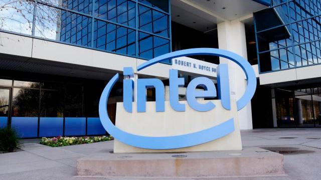 Intel 大變革：引入 VMWare 大神任 CTO，成立四大新部門