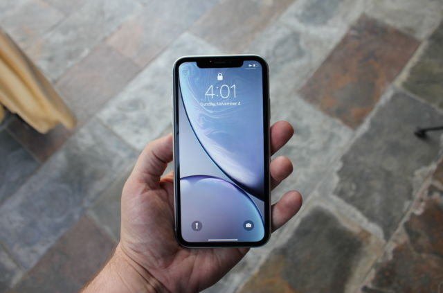 好評率高達97%，曾被稱為「智商稅」的iPhone XR ，如今徹底反轉