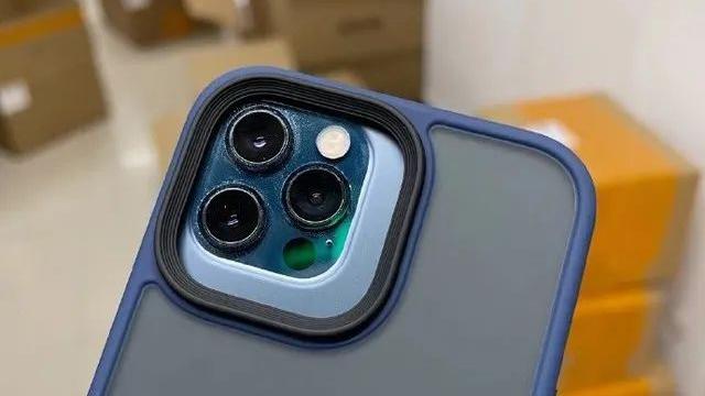 iPhone 13 Pro將配更大底鏡頭；英特爾第一代10nm處理器停產