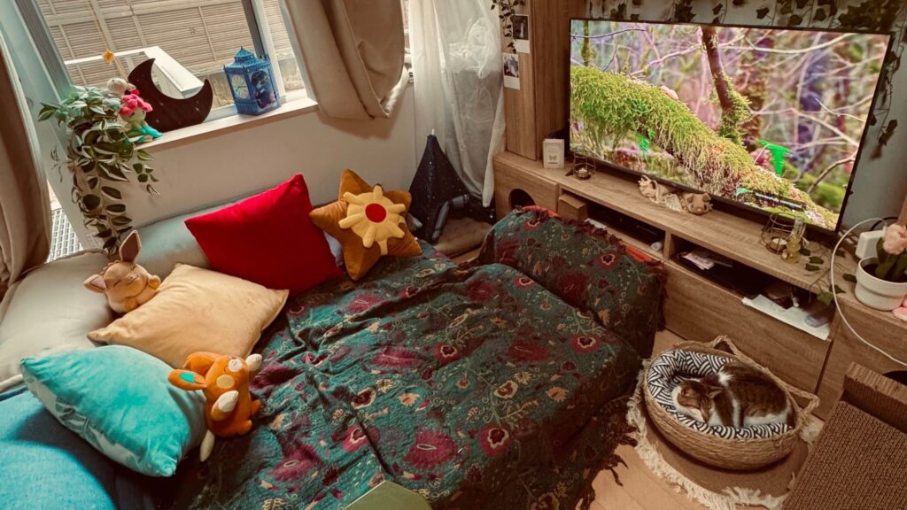 moving to japan - cozy room
