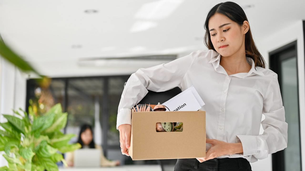 japanese job resignation services - image