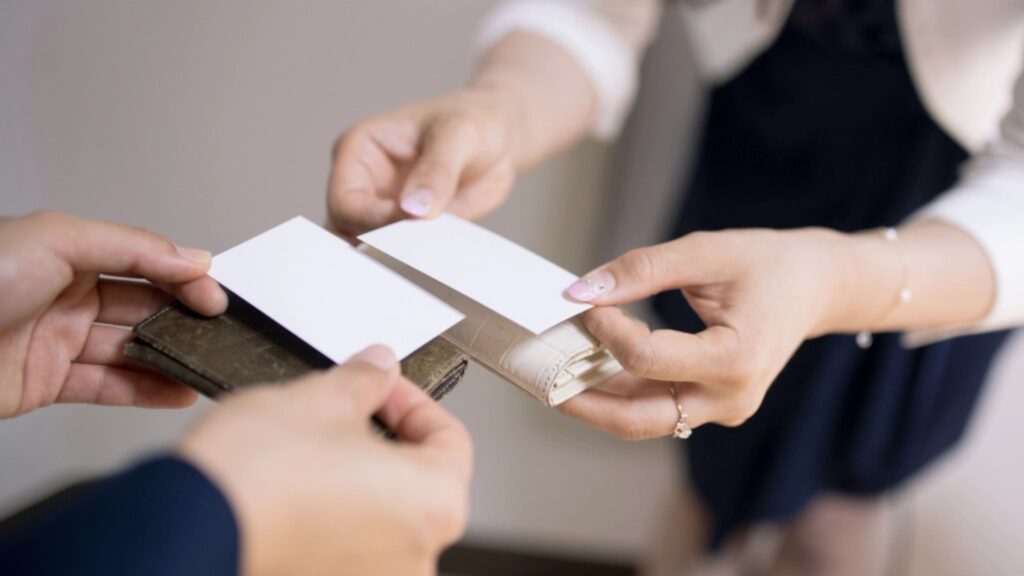 Japanese Work Culture - Meishi %E5%90%8D%E5%88%BA