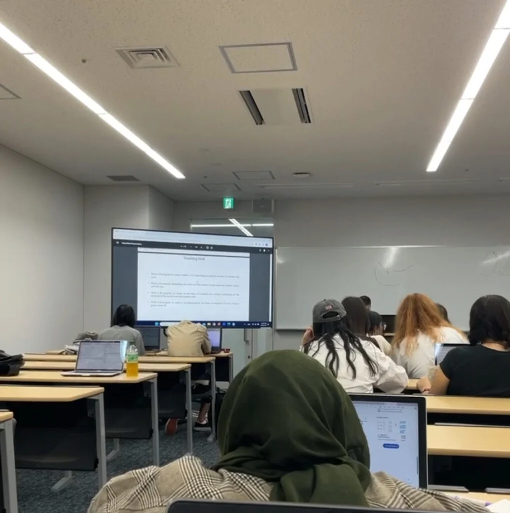 Vietnamese student studying business in Japan - image 25