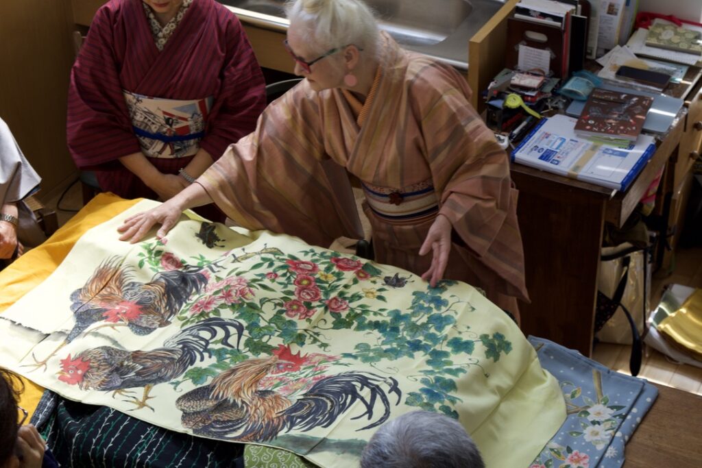 kimono closet - 2D71D1B6 3AAD 46F8 BF00 4F54901CD284 1 105 c