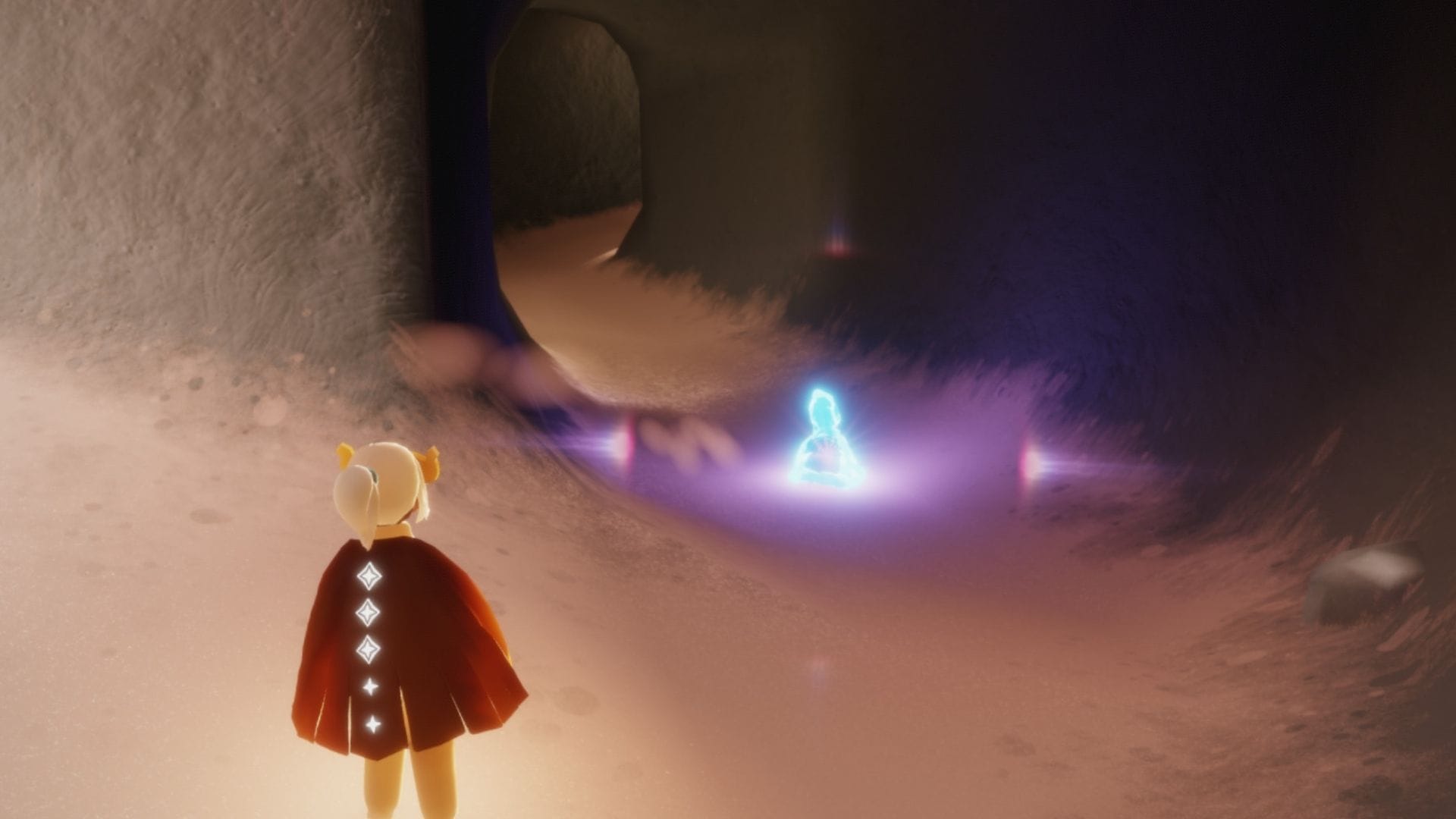 洞窟の入り口からすぐの場所、一座の曲芸師が座っています。