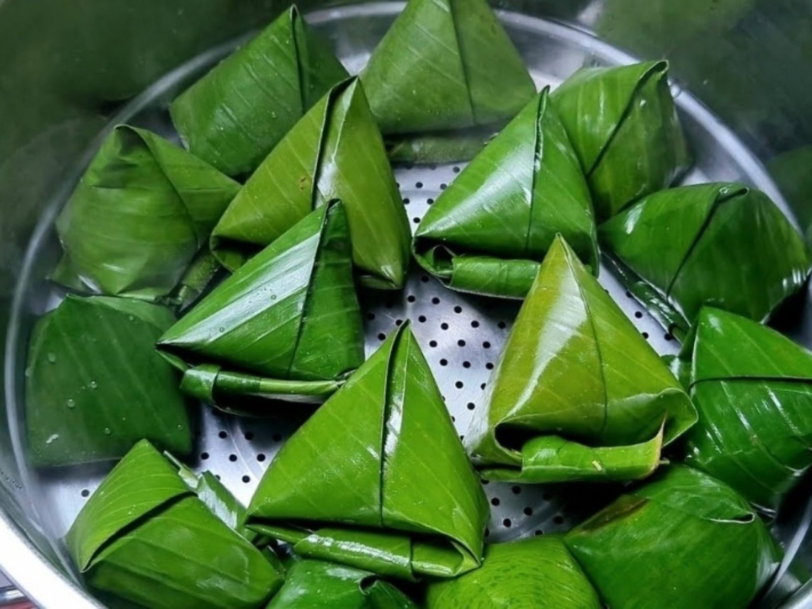 Khám Phá 5 Quán Bánh Ít Tôm Thịt Được Yêu Thích Ở Đà Nẵng
