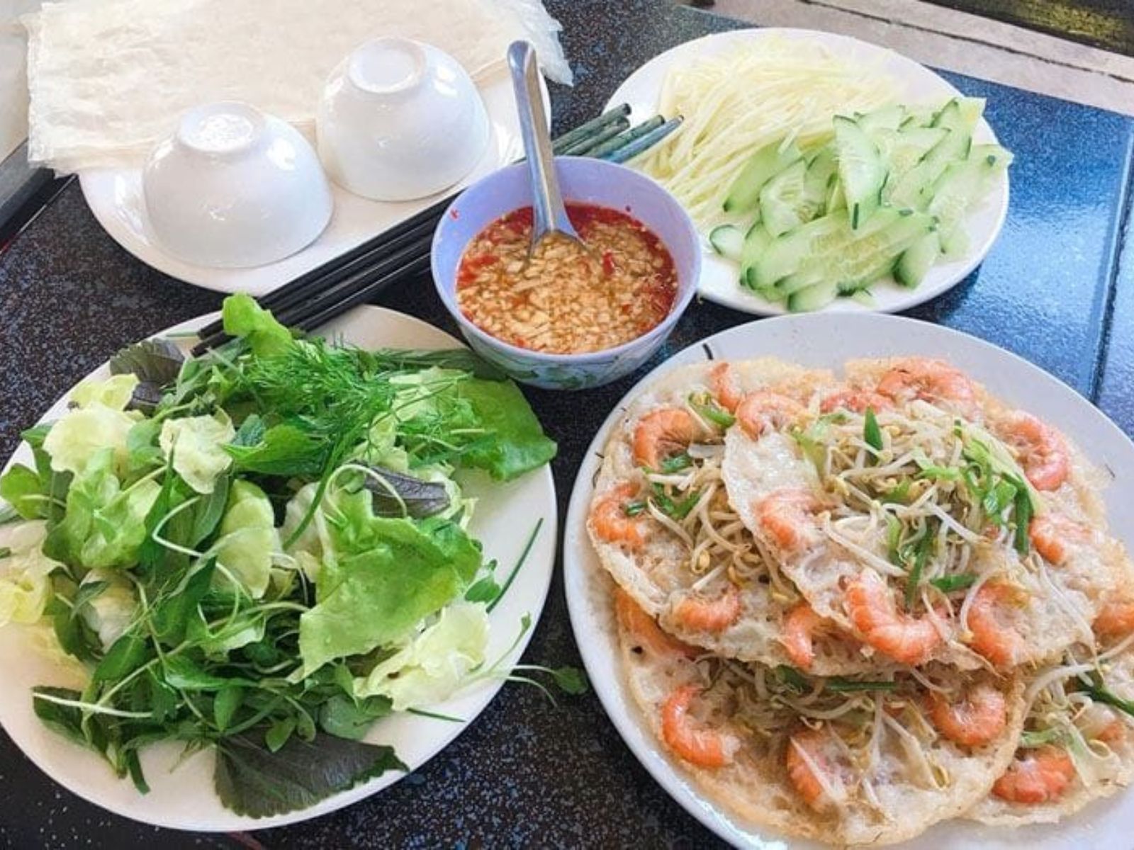 bánh xèo tôm nhảy đà nẵng