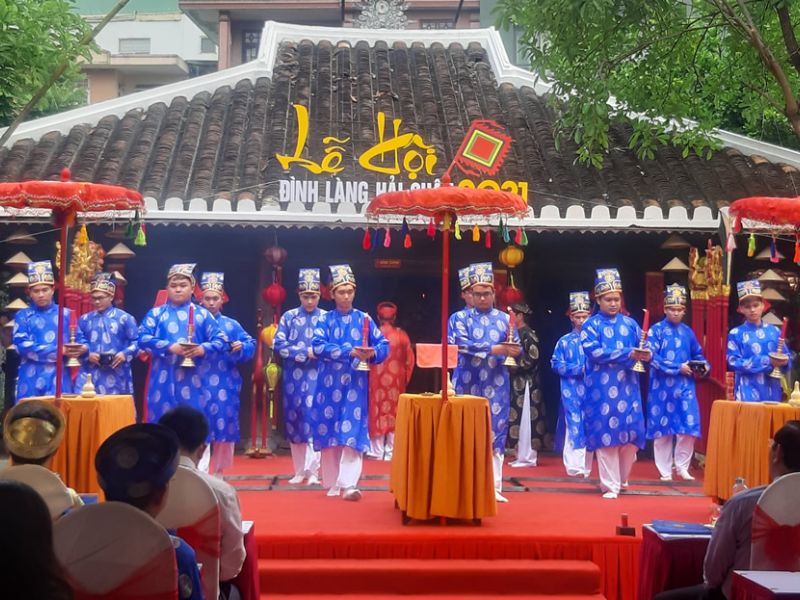 Review Lễ Hội Đình Làng Hải Châu: Lịch Sử, Nghi Thức & Hoạt Động
