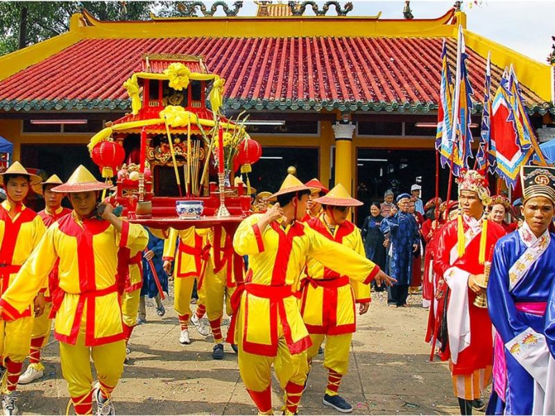 lễ hội đình làng túy loan