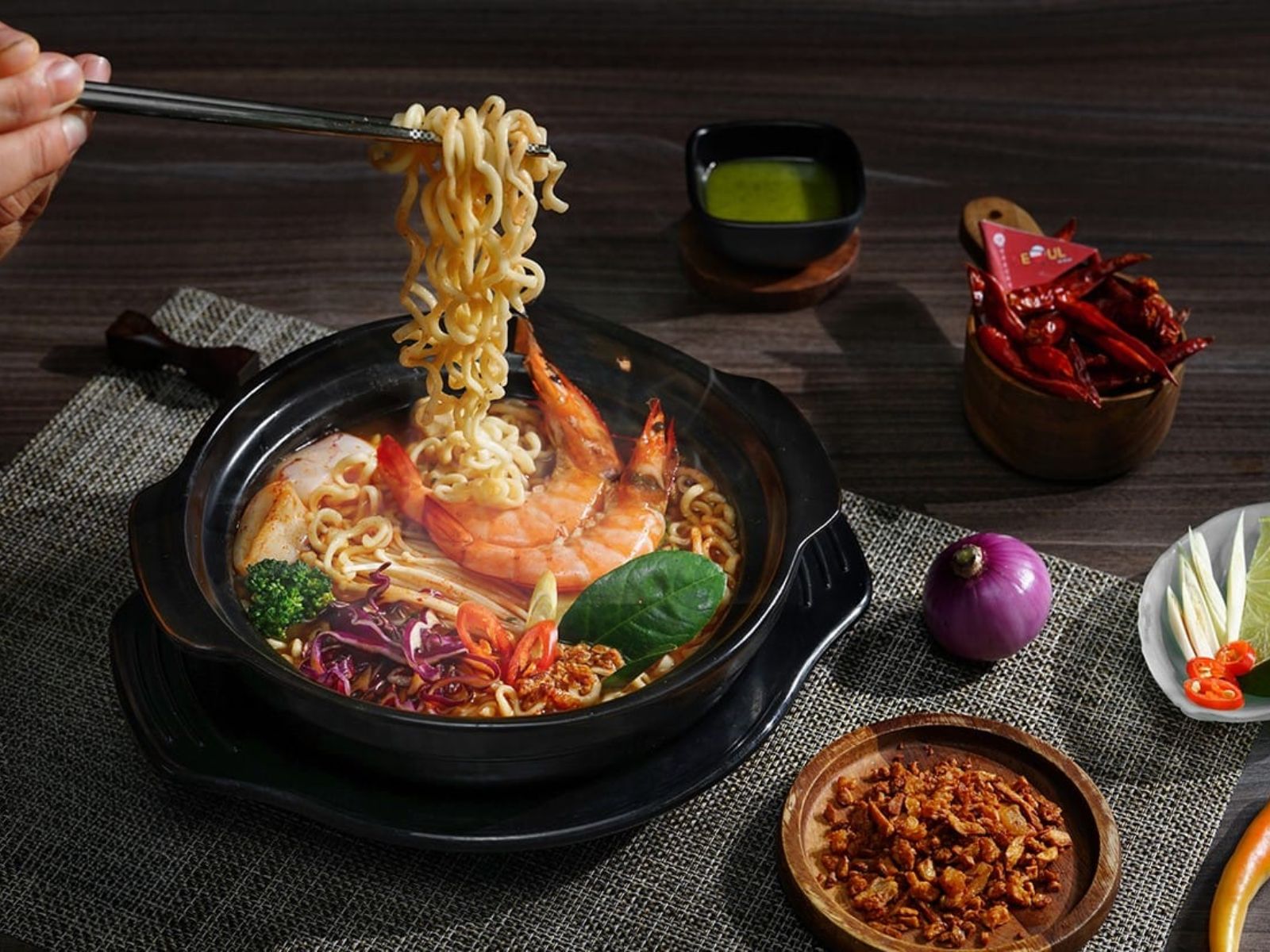 mì cay đà nẵng