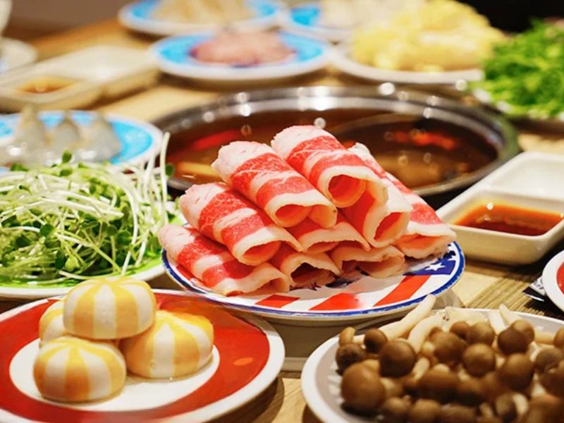 nhà hàng lẩu băng chuyền ở đà nẵng