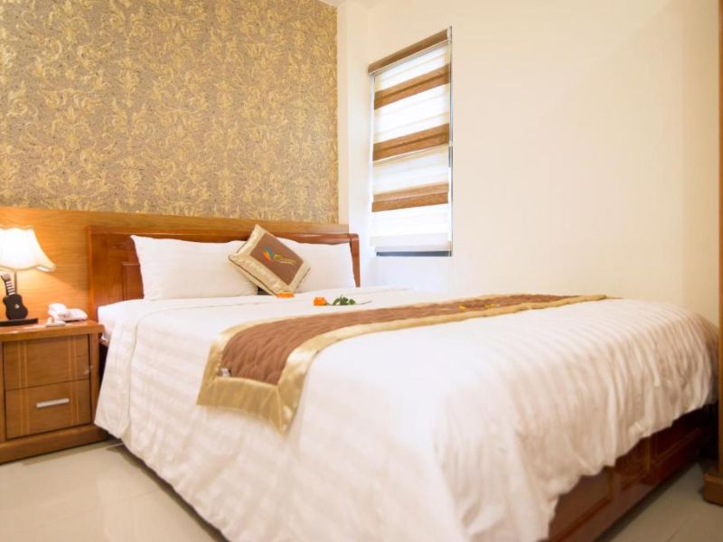 khách sạn đường nguyễn văn thoại đà nẵng