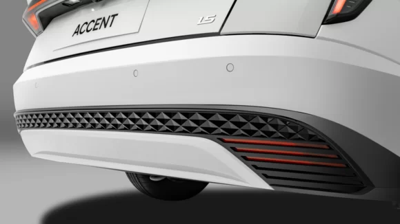 Hyundai Accent 10