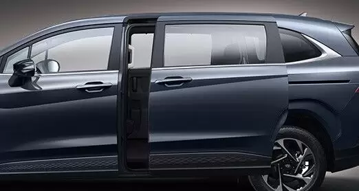 Hyundai Custin 12
