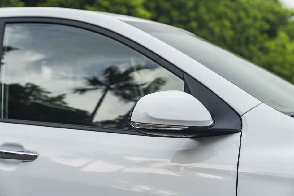 Hyundai i10 Sedan 13