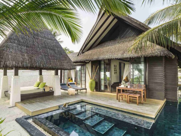 Beach_Villa_with_Pool_Sunrise2_Jumeirah_Vittaveli_玩轉馬爾地夫