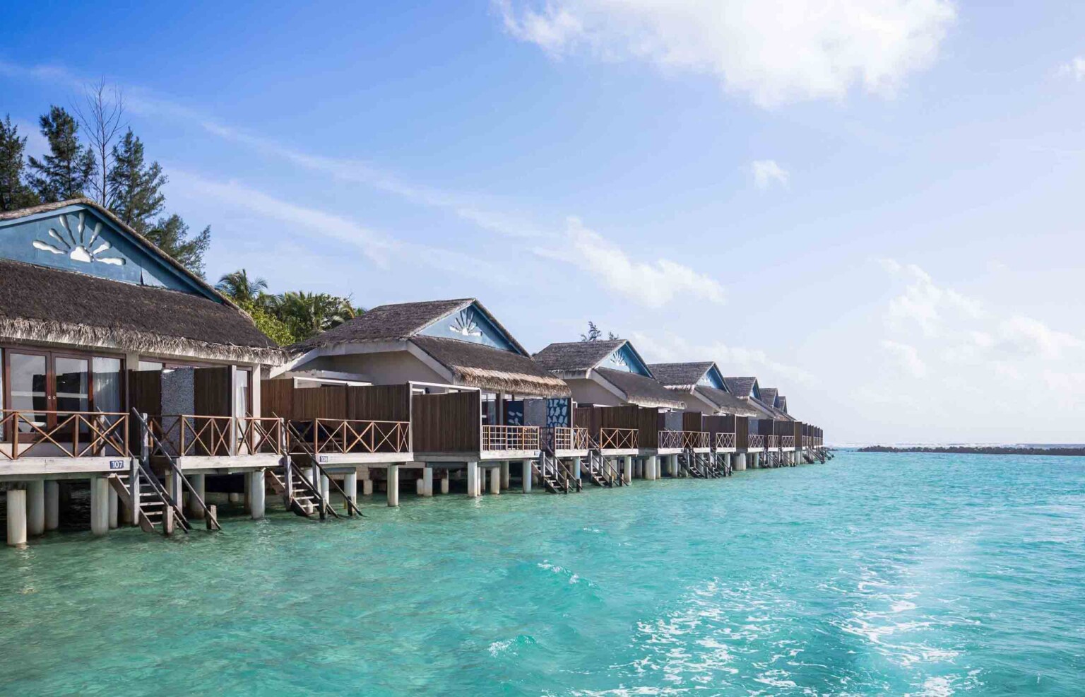 Exterior6 Taj coral Reef %E7%8E%A9%E8%BD%89%E9%A6%AC%E7%88%BE%E5%9C%B0%E5%A4%AB