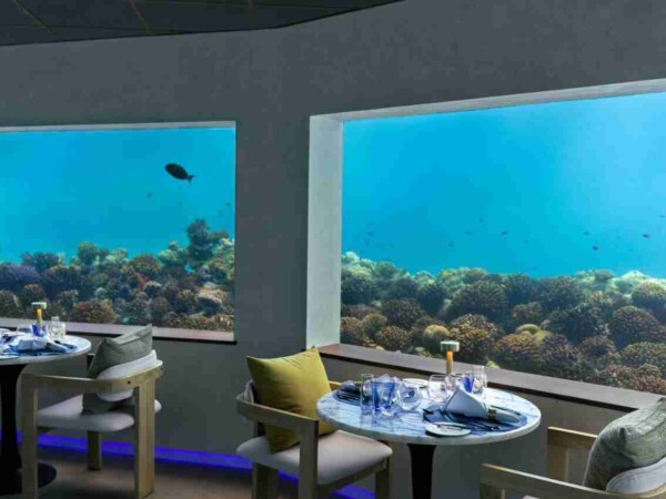 OBLU-SELECT-LOBIGILI-UNDERWATER-RESTAURANT-02