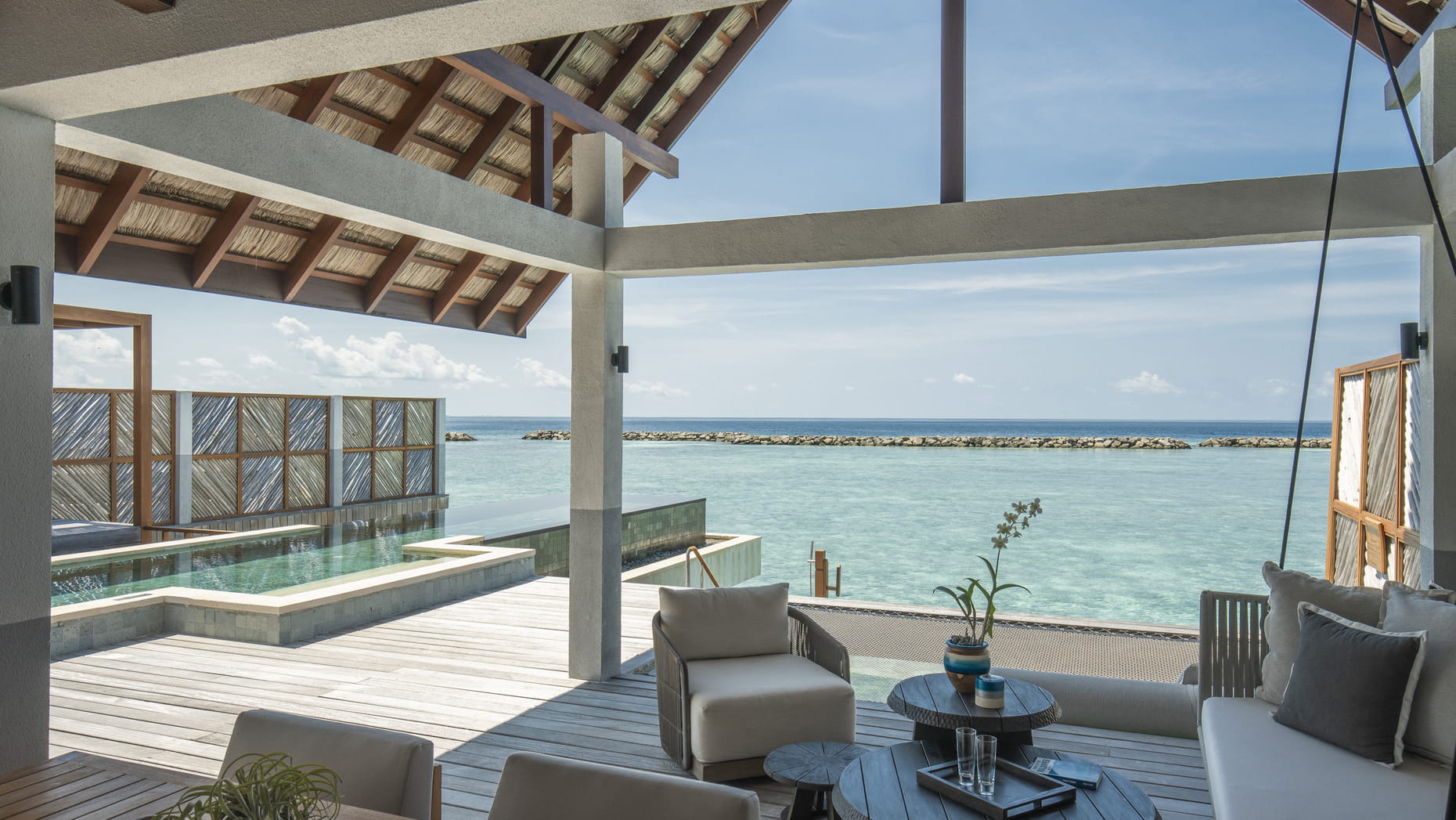 Sunrise Water Villa with Pool2