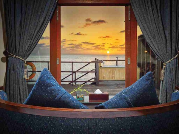 Sunset Jacuzzi Water Villa1_Olhuveli_玩轉馬爾地夫