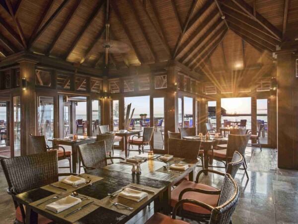 Sunset Restaurant_Olhuveli_玩轉馬爾地夫7