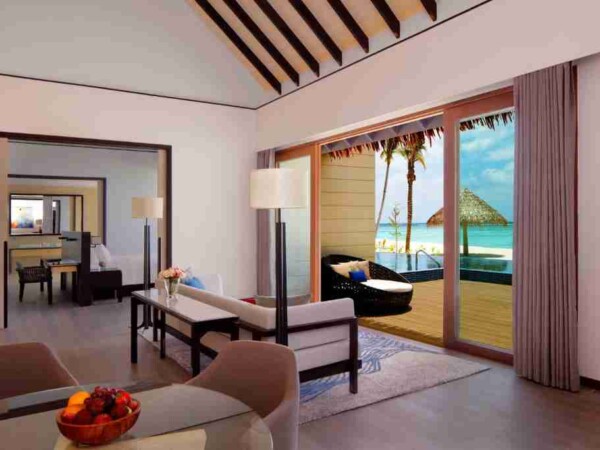 Two_Bedroom_Family_Beach_Villa_with_Private_Pool3_Raddison_玩轉馬爾地夫