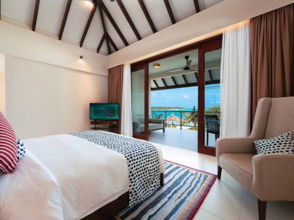 VARU-by-Atmosphere-Villas-Majlis-Master-Bedroom-View-01-02.2022