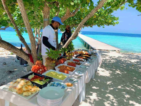 picnic-island_Thinadhoo_玩轉馬爾地夫3