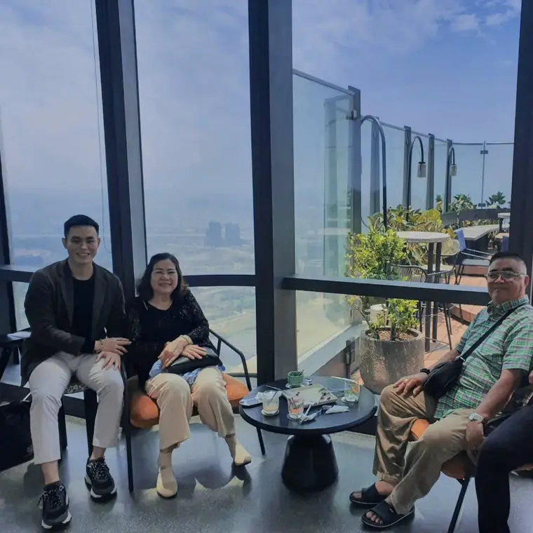 SBEST Nguyễn – tư vấn khách hàng 26