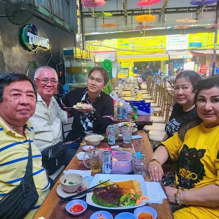 SBEST Nguyễn – tư vấn khách hàng 30