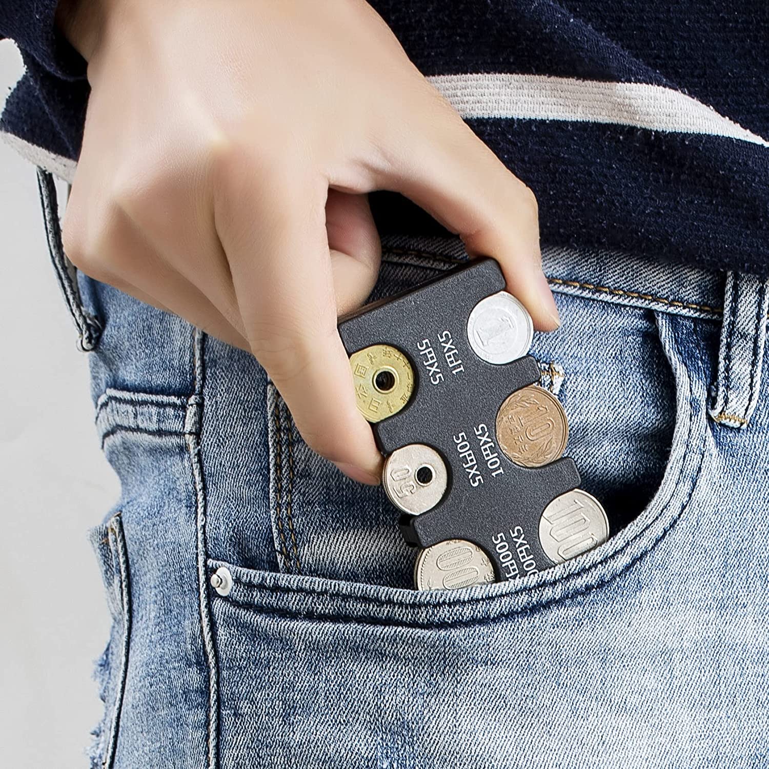 携帯 コインホルダー 硬貨収納 小銭財布 軽量 コンパクト 片手で取り出せ ブラック (ブラック)742218