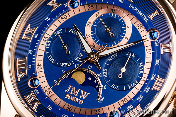 【JMW TOKYO】ブルーゴールド上級「ムーンフェイズ 」本革ベルトローマ数字インデックス100m防水タキメーター腕時計【世界限定300本】