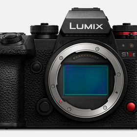 パナソニック LUMIX DC-S1M2ES