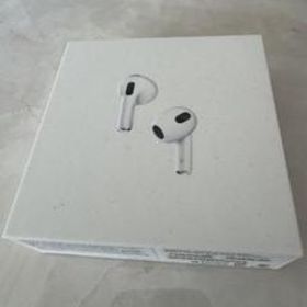 AirPods 第3世代 MME73J/A 新品 20,000円 | ネット最安値の価格比較