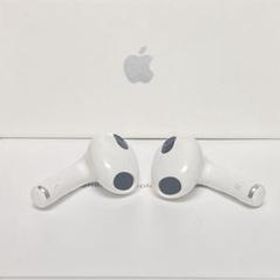 Apple AirPods 第3世代 MME73J/A 新品¥20,000 中古¥12,900 | 新品