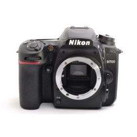 【中古】【1ヶ月保証】 一眼レフカメラ Nikon ニコン D7500 ボディ 美品 SDカード(16GB)付き Wi-Fi内蔵 Bluetooth内蔵 タッチパネル チルト式
