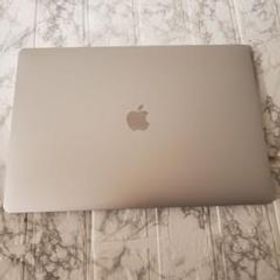 MacBook Pro 2018 15型 MR962J/A 中古 74,800円 | ネット最安値の価格