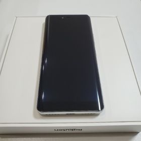 ラクテン(Rakuten)の楽天モバイル Rakuten Hand 64GB ホワイト P710 SIMフリ(スマートフォン本体)