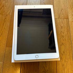 iPad 第5世代 ゴールド MPG42J/A ドコモ版 SIMロック解除済(タブレット)