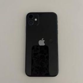 iPhone 11 ブラック 64 GB au