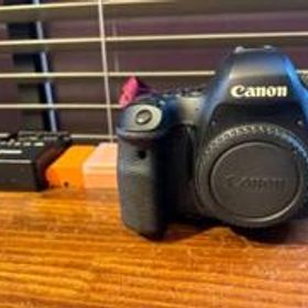 Canon EOS 6D Mark II 本体 キヤノン