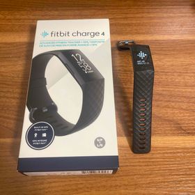 Fitbit Charge4 GPS搭載フィットネストラッカー(腕時計)