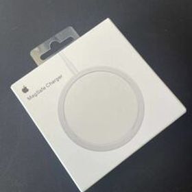 apple MagSafe充電器 ワイヤレス 購入歓迎 すぐ発送可能